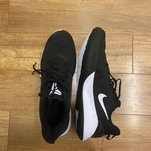 Nike Kobe mamba focus basketball shoes